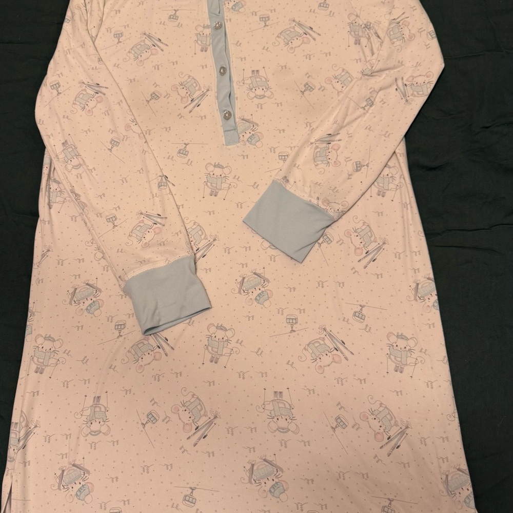 La Vie En Rose White and Blue Sleepwear Robe